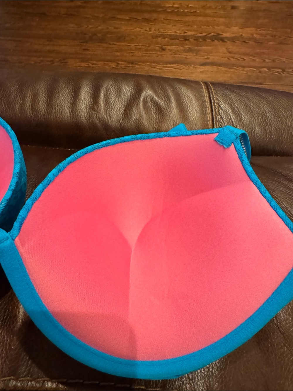 PINK Victoria's Secret Teal Lace-Print Push-Up Bra - Picture 6 of 7